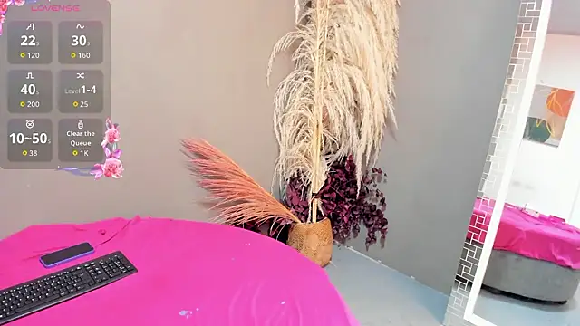 sienna glow online show from 27, 3, 2026