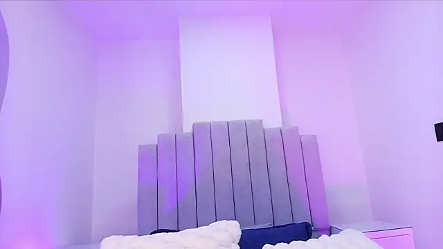 valecastro  online show from 21, 11, 2025