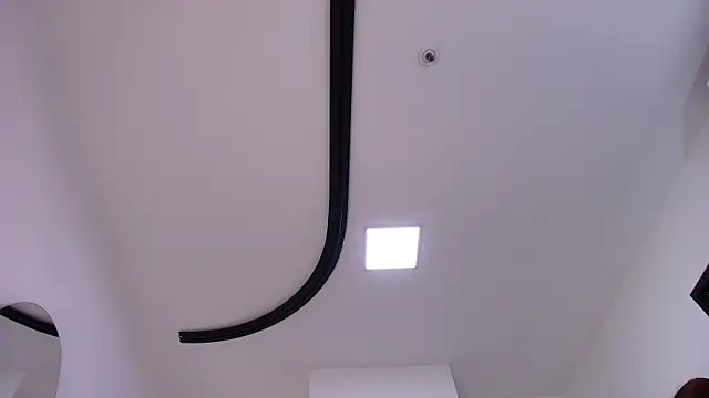 valecastro  online show from 24, 11, 2025