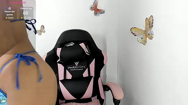 mari-ross online show from 4, 11, 2025