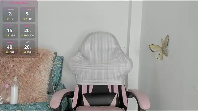 Snapshot of mari-ross chatting on 30, 7, 2026 mari-ross online show from 30, 7, 2026