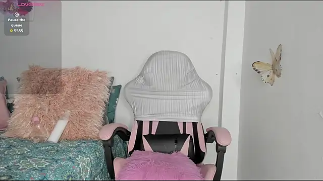 Snapshot of mari-ross chatting on 26, 7, 2026 mari-ross online show from 26, 7, 2026