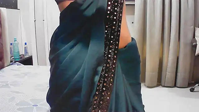 elize   online show from 15, 11, 2025