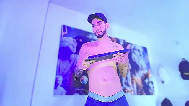 aphrodita hotaz online show from 10, 10, 2025