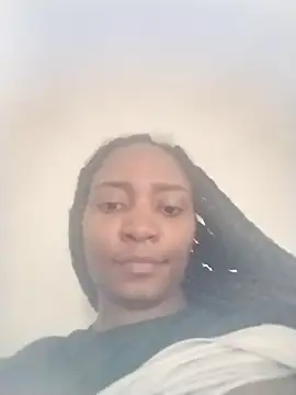 Snapshot of AmbarSmit chatting on 12, 7, 2026 AmbarSmit online show from 12, 7, 2026