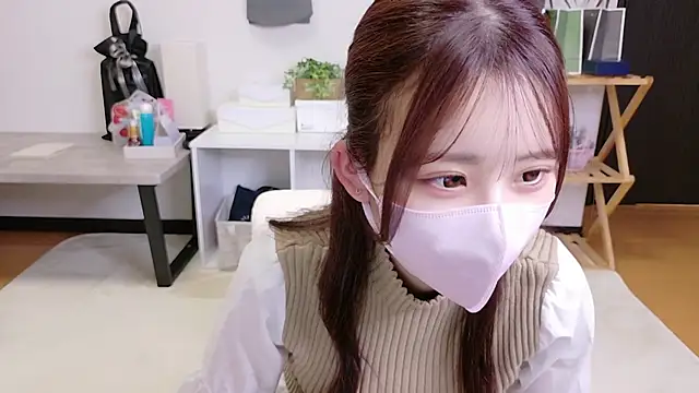 Ema o0 chan online show from 10, 11, 2025