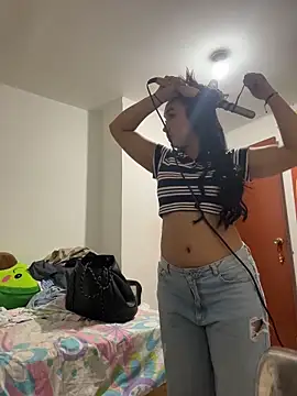 julieta rosee online show from 30, 4, 2026