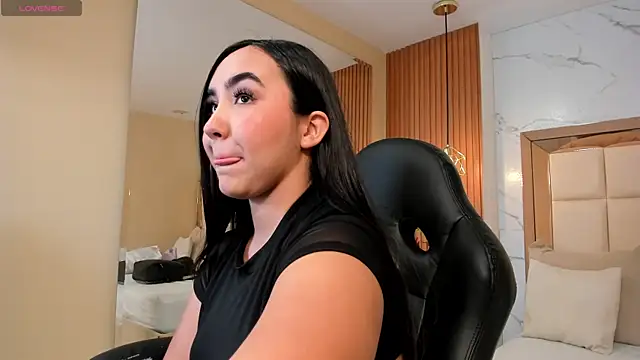 julieta rosee online show from 23, 2, 2026