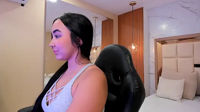 julieta rosee online show from 28, 10, 2025