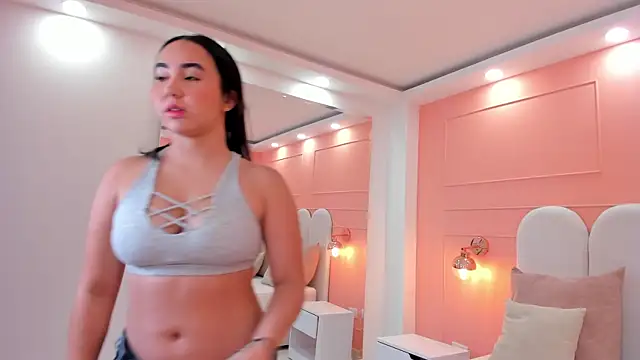 julieta rosee online show from 3, 10, 2025