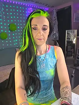 Purple2StayThnxx online show from 31, 3, 2026