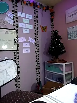 Purple2StayThnxx online show from 18, 11, 2025