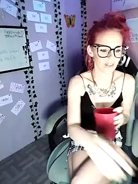 Purple2StayThnxx online show from 19, 11, 2025