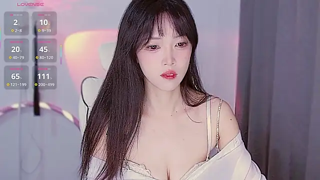 XiaoNana  online show from 29, 10, 2025