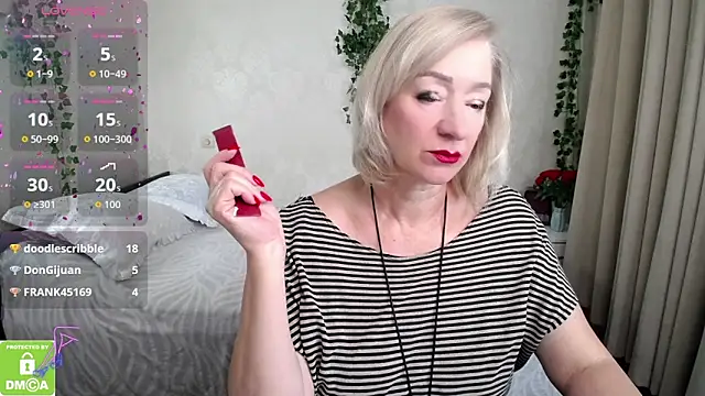 hunters woman online show from 21, 10, 2025