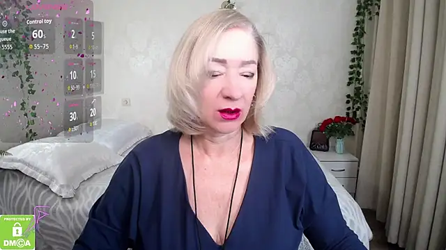 hunters woman online show from 11, 11, 2025