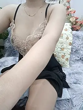 Lyly-2k5 online show from 25, 5, 2026