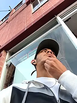 Exlifer online show from 14, 2, 2026