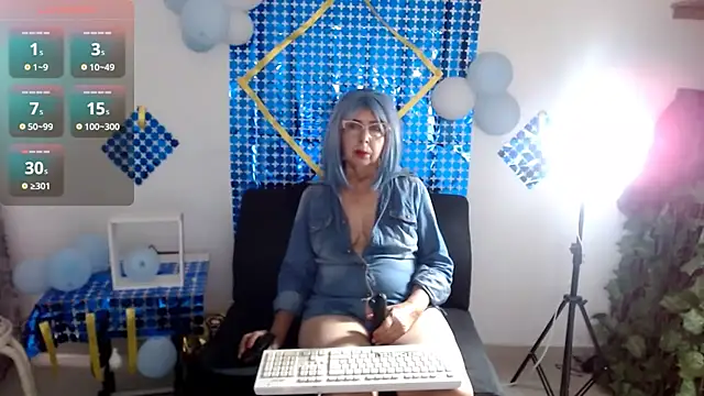 ruth blue21 online show from 9, 10, 2025