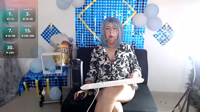 ruth blue21 online show from 23, 9, 2025