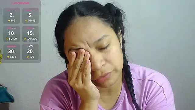 Snapshot of Sara_cute92 chatting on 4, 10, 2025 Sara cute92 online show from 4, 10, 2025