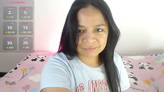 Snapshot of Sara_cute92 chatting on 8, 11, 2025 Sara cute92 online show from 8, 11, 2025