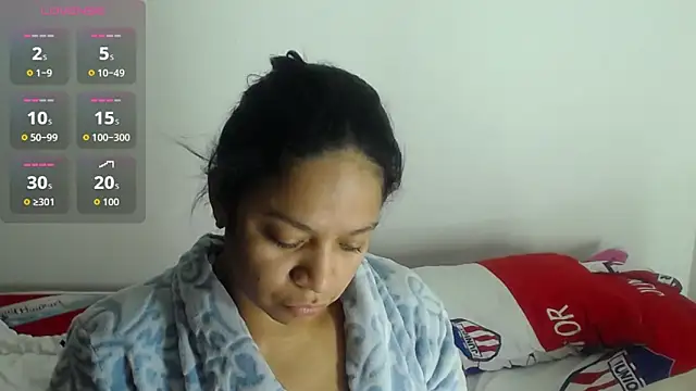 Snapshot of Sara_cute92 chatting on 14, 11, 2025 Sara cute92 online show from 14, 11, 2025