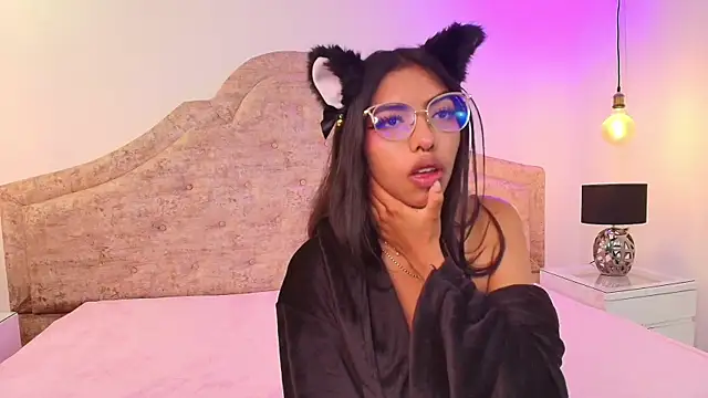 Snapshot of Sphere01 chatting on 28, 9, 2025 Sphere01 online show from 28, 9, 2025