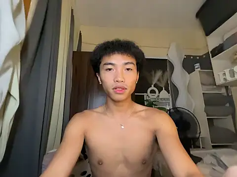 yourhotpinoy online show from 10, 4, 2026