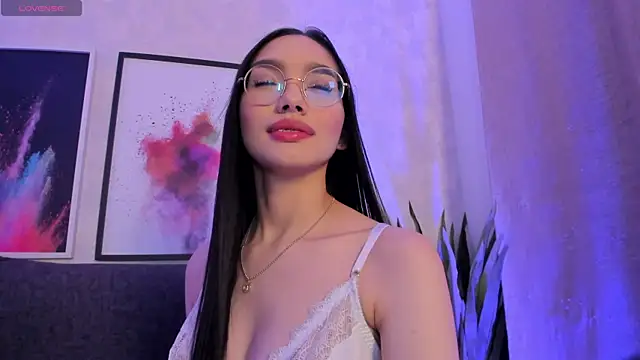 Keira Corleone online show from 21, 11, 2025