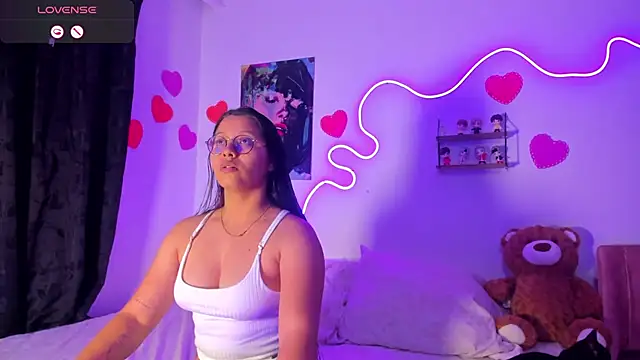 Dilan and Mia online show from 8, 4, 2026