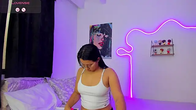 Dilan and Mia online show from 18, 12, 2025