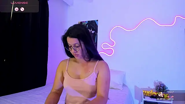 Dilan and Mia online show from 11, 9, 2025