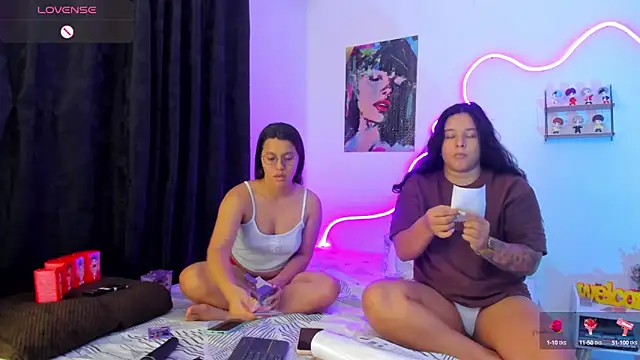 Dilan and Mia online show from 18, 9, 2025