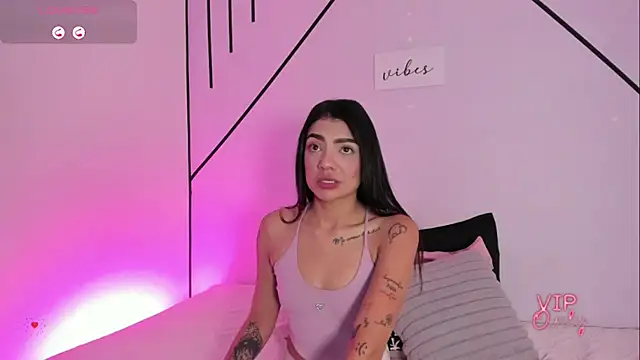 MiahCornell  online show from 10, 2, 2026