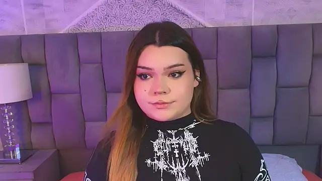 Maxxxine1 online show from 4, 12, 2025