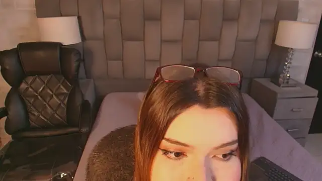 Maxxxine1 online show from 5, 11, 2025