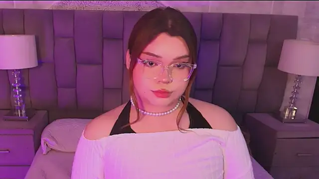 Maxxxine1 online show from 11, 11, 2025