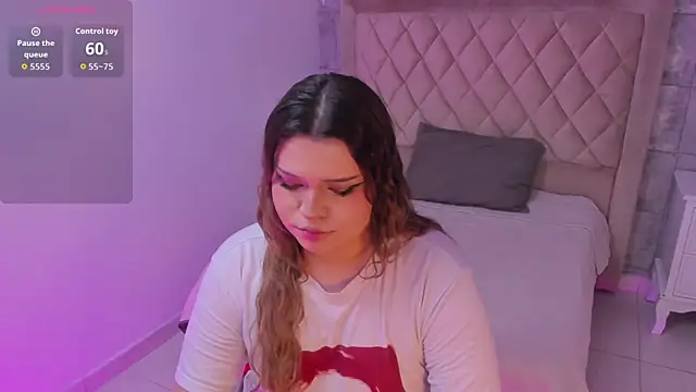 Maxxxine1 online show from 18, 9, 2025