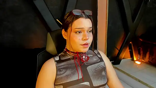 Maxxxine1 online show from 23, 9, 2025