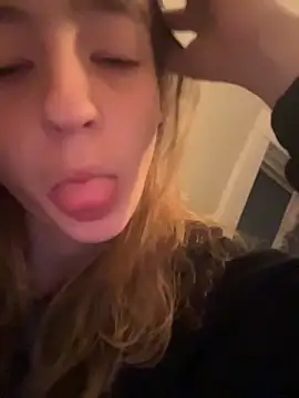 SeccySerena online show from 14, 12, 2025