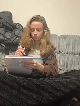 SeccySerena online show from 23, 10, 2025