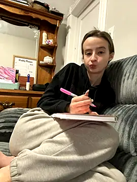 SeccySerena online show from 30, 10, 2025