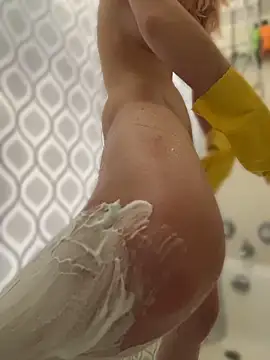 SeccySerena online show from 7, 4, 2026