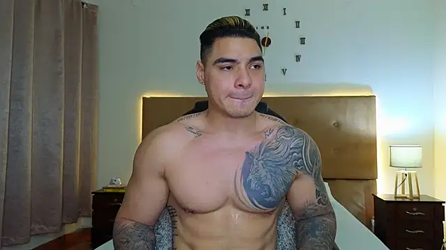 Steven Velez online show from 8, 11, 2025