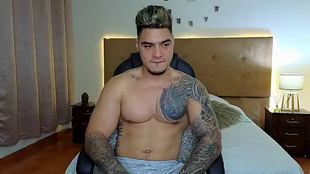 Steven Velez online show from 6, 10, 2025