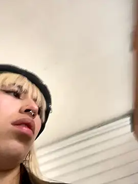 Sallem Pink online show from 11, 11, 2025