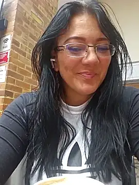 Snapshot of karla_valk1 chatting on 25, 9, 2025 karla valk1 online show from 25, 9, 2025