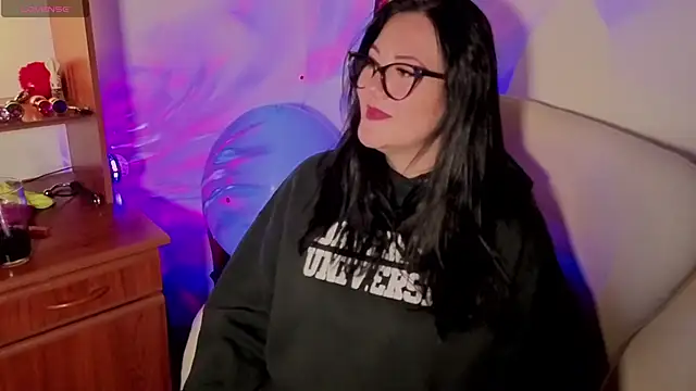 Snapshot of karla_valk1 chatting on 27, 9, 2025 karla valk1 online show from 27, 9, 2025