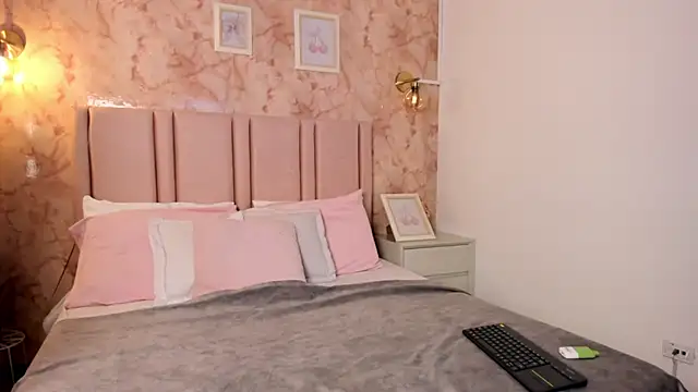 Widny Beaumont online show from 13, 11, 2025